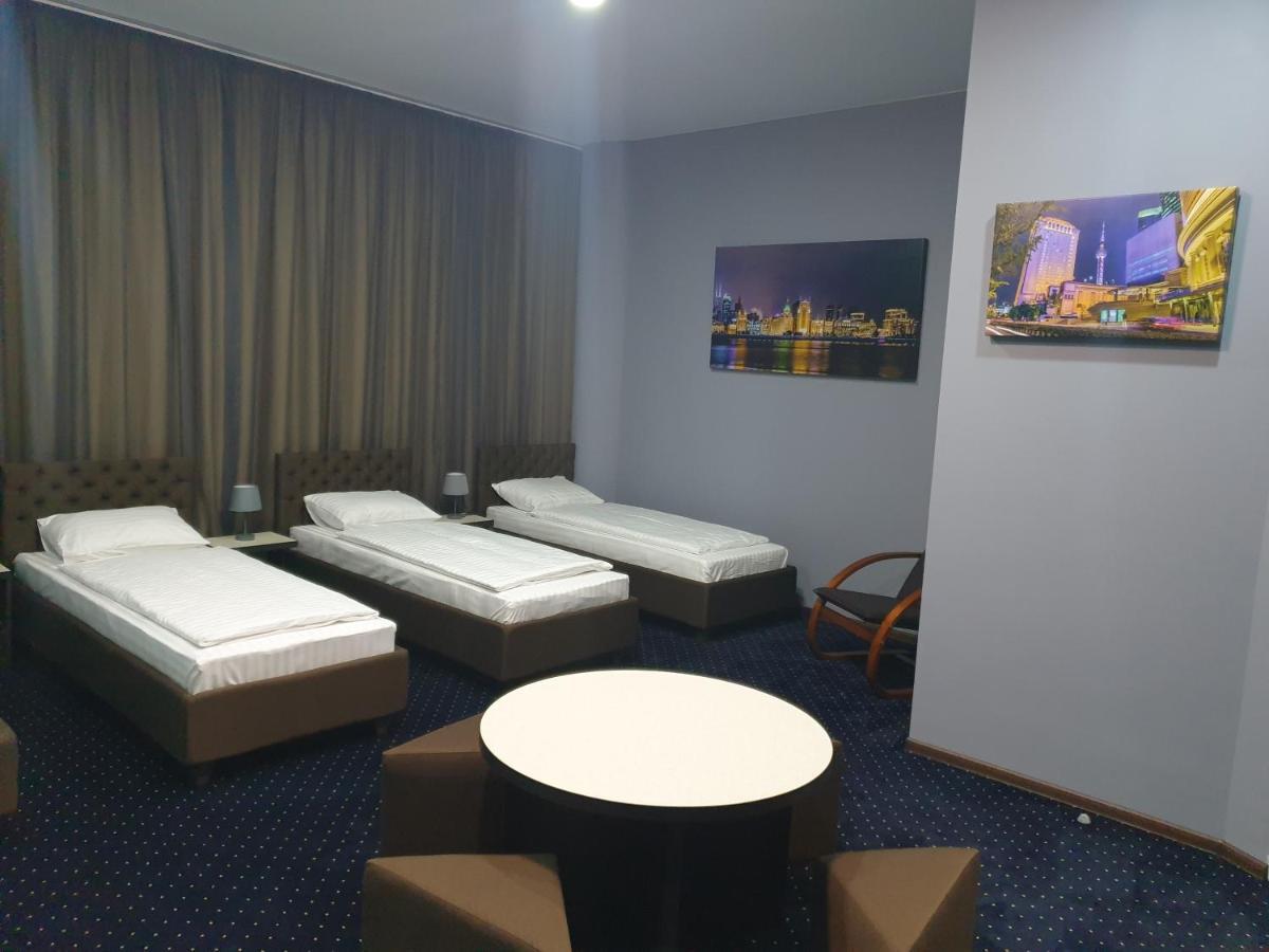 Lex Trend Hotel Irpin Bagian luar foto