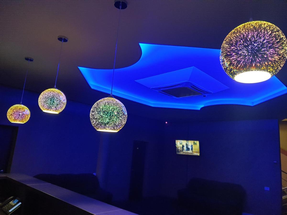Lex Trend Hotel Irpin Bagian luar foto