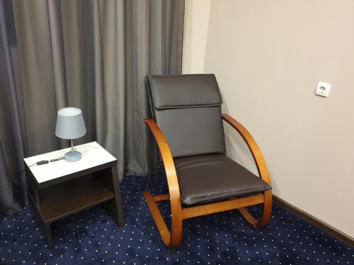 Lex Trend Hotel Irpin Bagian luar foto